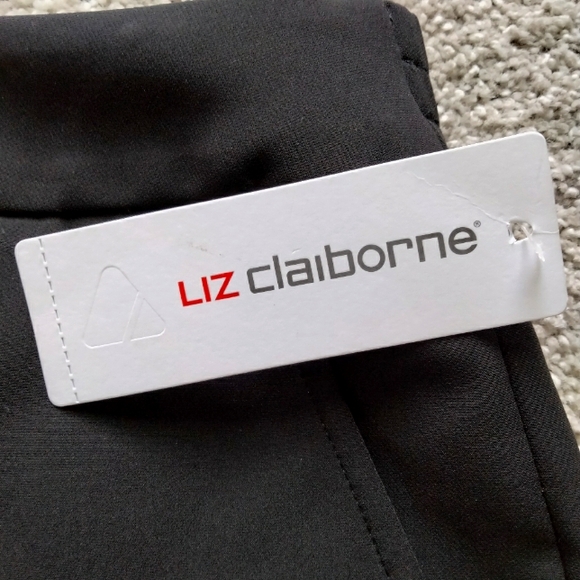 NWT 4X Liz Claiborne Black Stretch Crepe Pull-On Bermuda Shorts Plus Size NEW - Picture 5 of 9